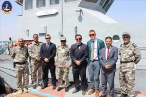 خفر السواحل اليمنية يعزز التعاون الأمني مع بريطانيا
