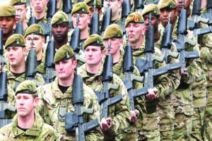 مسح جديد يكشف تحرشًا جنسيًا واسع النطاق في الجيش البريطاني والسلطات تعد بإصلاحات