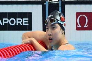 السباحة الصينية يو زيدي تكسر الأرقام القياسية الآسيوية قبل 13 عامًا من عمرها