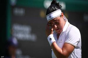 "لم أعد وزيرة السعادة".. أنس جابر تكشف معاناتها من الاكتئاب