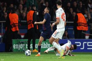 "لا حاجة للجراحة".. صحيفة إسبانية تكشف مدة غياب حكيمي