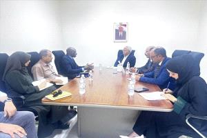 نائب وزير الخارجية يعزز شراكة اليمن مع الفاو لدعم الأمن الغذائي والتنمية الزراعية
