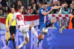 منتخب كرواتيا يتأهل إلى كأس العالم للمرة الرابعة على التوالي