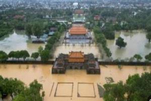 فيتنام تغرق في المأساة: 55 قتيلاً وعمليات إنقاذ سباقٌ مع الزمن