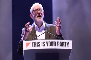 كوربن يطلق حزبًا يساريًا بقيادة جماعية