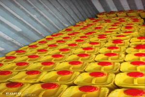 هيئة المواصفات تتلف كميات كبيرة من الدجاج والمأكولات المستوردة الفاسدة بعدن والمهرة وتعز
