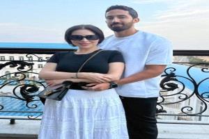 مي عز الدين تنشر صوراً جديدة تجمعها مع زوجها من شهر العسل