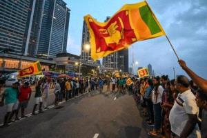 فيضانات وانهيارات أرضية تقتل 40 شخصًا على الأقل في سريلانكا