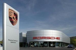 فولكسفاغن تنزف في الربع الثالث بسبب أزمة بورشه