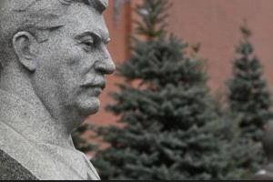 الأمن الروسي ينشر وثائق سرية عن تأمين حراسة قطار ستالين وما فعله 3 مجرمين