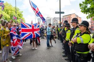 بريطانيا تعتمد أوسع إصلاح لملف اللجوء مستلهِمًا التشدد الدنماركي