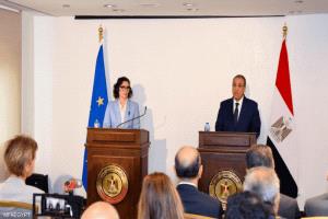 وزير الخارجية المصري يدعو إلى تأسيس بنية تحتية في قطاع غزة