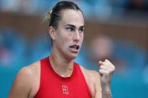 سبالينكا تواجه كيريوس في "معركة الجنسين" التنسية بدبي