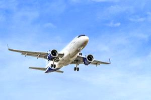 اضطراب عالمي في رحلات “إيه-320” بعد تحذير إيرباص من عطل برمجي
