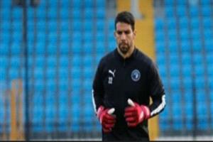 عاجل.. الغندور يعلن إعتزال شريف إكرامي نهاية الموسم