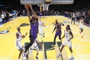 ألكسندر يقود ثاندر لانتصار جديد على وريورز