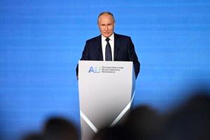 الكرملين يكشف: بوتين لا يستخدم الذكاء الاصطناعي… لكنه بات أداة بيد مساعديه
