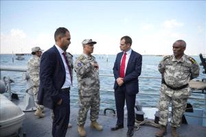 المملكة المتحدة تعزز استقرار اليمن بدعم مالي وأمني واسع