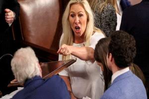 استقالة نائبة جمهورية بعد أزمة علنية مع ترامب