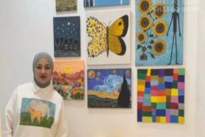 من الصيدلة إلى الصلصال: رنين تحوّل شغفها إلى فن نابض بالألوان
