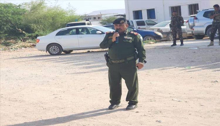 شرطة شبوة تؤكد على تعزيز الأمن والاستقرار في الطابور الصباحي
