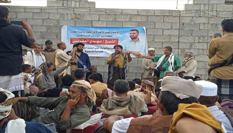 قبائل الجنوب تجتمع في بئر أحمد: لا عزاء حتى القصاص لاغتيال الشيخ مهدي العقربي