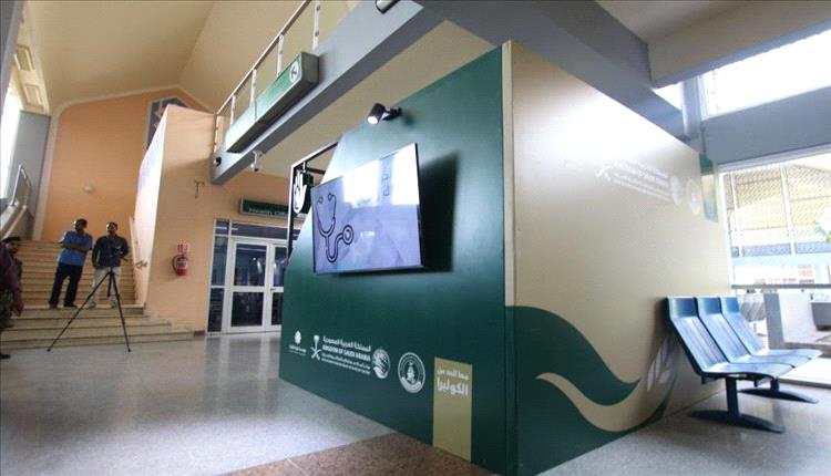 افتتاح مشروع عاجل لمكافحة الكوليرا بمطار عدن الدولي
