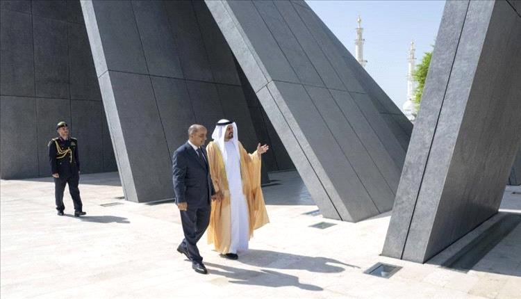 رئيس الوزراء يكرّم شهداء الإمارات في أبوظبي ويعزز أواصر الأخوة اليمنية-الإماراتية

