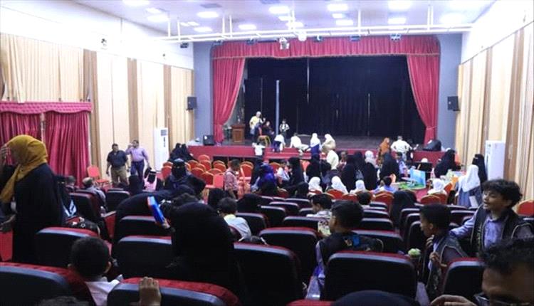 مدارس النورس تتألق في مهرجان الطفل الموهوب بعدن