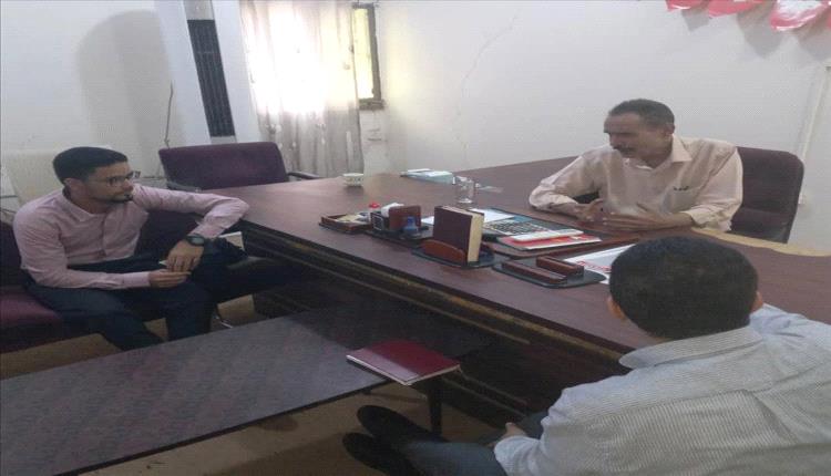 مدير مستشفى الأمراض النفسية والعصبية بعدن يلتقي رئيس القسم النفسي بكلية الطب جامعة عدن
