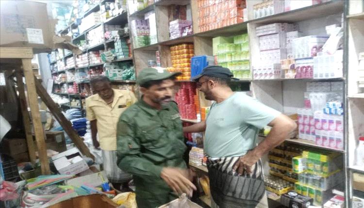 حملة أمنية واسعة بلودر لضبط المواد الغذائية منتهية الصلاحية