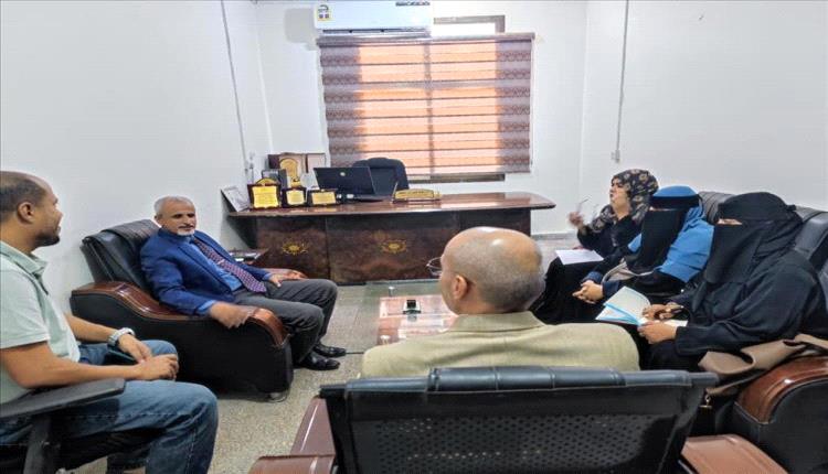 عدن.. وكيل وزارة الصحة يعزز التعاون مع منظمة الصحة العالمية لتوسيع البرامج الصحية