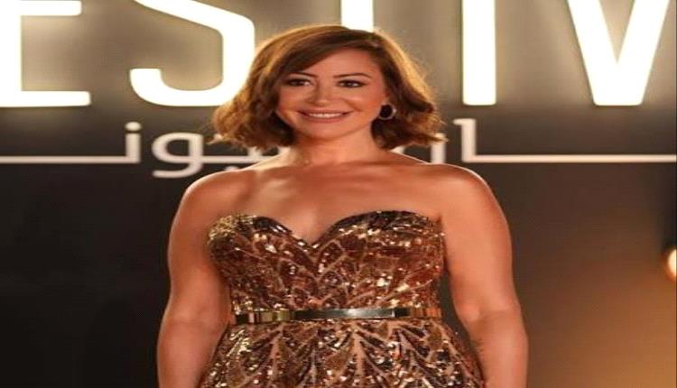 منة شلبي برسالة مؤثرة لحظة تكريمها في الجونة