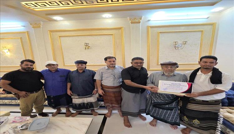 بئر فضل عدن.. تكريم مندوبي الكهرباء والفاعلين المجتمعيين لجهودهم في خدمة الأهالي
