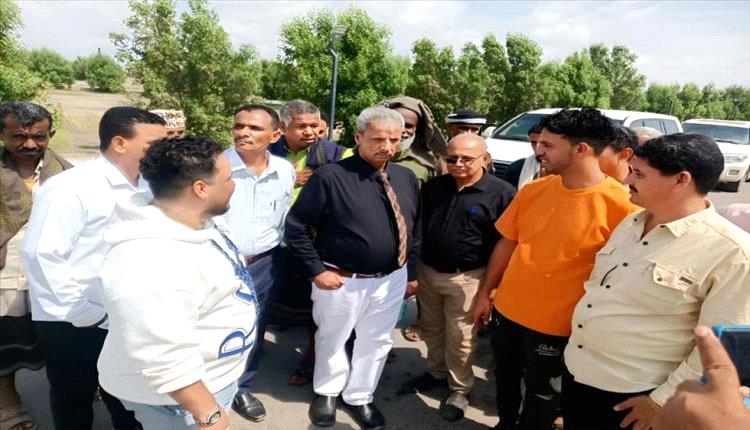محافظ لحج يتفقد حديقة المحافظة الكبرى ويعزز جودة الخدمات وتجربة الزوار
