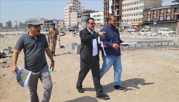 عدن تدشين متنفس “دوّار السفينة” بتمويل مشترك لإبراز الوجه الحضاري لمديرية المنصورة