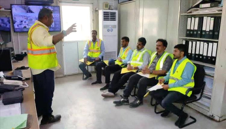 شركة النفط بعدن تطلق دورتين تدريبيتين لتعزيز الكوادر الفنية والهندسية
