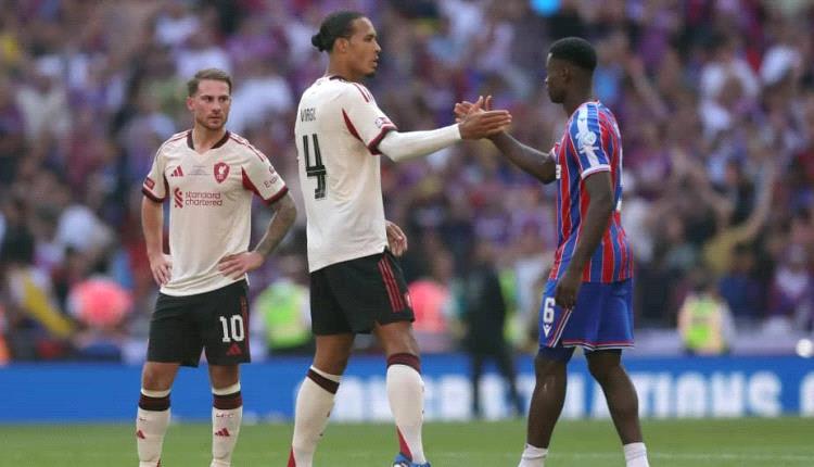 ريال مدريد وبرشلونة يتنافسان على مدافع من البريميرليج
