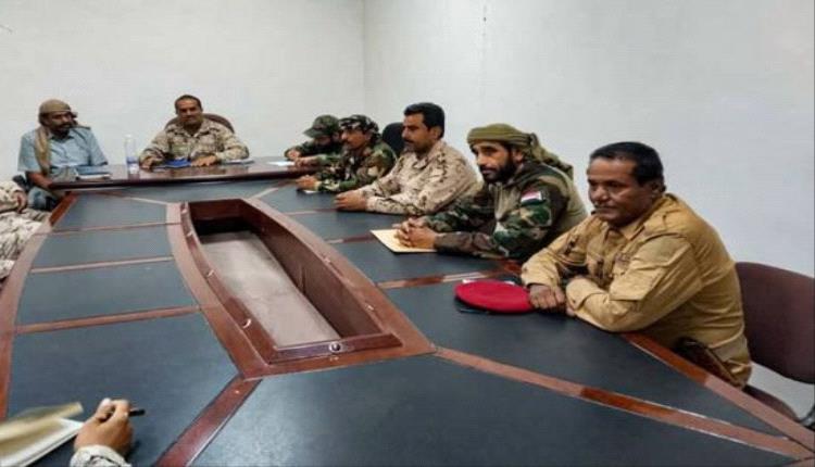 
قيادة دفاع شبوة تشدد على رفع الجاهزية القتالية وحماية الأمن
