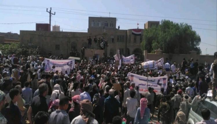 غضب شعبي في التربة بعد مقتل المحامي النجاشي أمام منزله