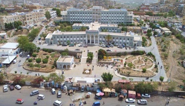 عطب محطة غسيل يهدد حياة مئات المرضى في مستشفى الثورة بتعز