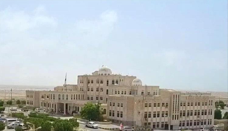 المهرة.. السلطة المحلية تؤكد حزمها بعد عملية أمنية نوعية ضد عصابات المخدرات
