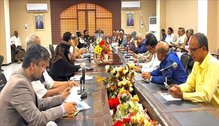 لحج تعزز الخدمات الصحية والاتصالات وتحمي مشاريع البنية التحتية