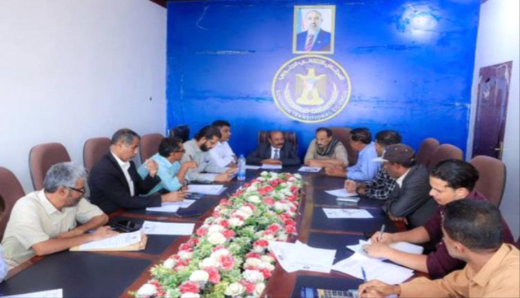 انتقالي شبوة يؤكد على تعزيز الأمن والاستقرار ومواجهة التحديات