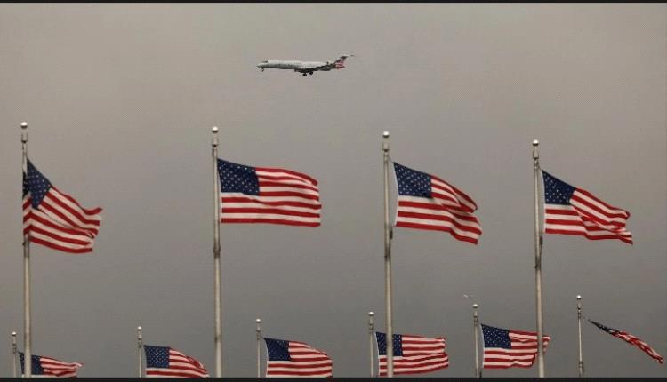 فانس يحذر من "كارثة" في قطاع الطيران الأميركي
