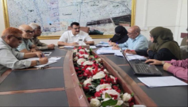 مدير عام المنصورة يناقش مصفوفة مشاريع البرنامج الإستثماري للعام القادم

