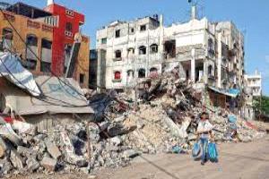 غارة إسرائيلية تصيب 4 فلسطينيين بمخيم النصيرات