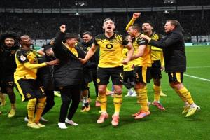 دورتموند يهزم فرانكفورت بركلات الترجيح ويتقدم في كأس ألمانيا

