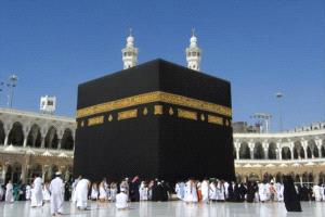 السعودية تفتح العمرة لجميع الحاملين للتأشيرات