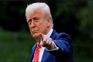 ترامب: أمريكا تدرس توجيه ضربات لأهداف برية تابعة للكارتل في فنزويلا